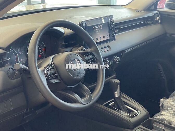Honda HR-V G 2025 tặng 100% trước bạ
