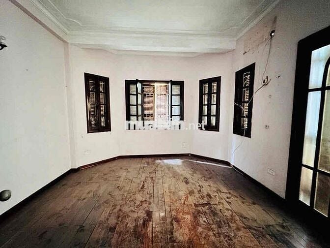 Bán nhà ngõ 68 Xuân Thuỷ 64m 4 tầng ô tô tránh kd 2 thoáng giá 22 tỷ