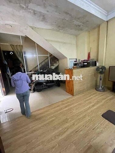 Bán nhà Nguyễn Đình Hoàn Cầu Giấy 55m 4 tầng lô góc 3 thoáng 14.5 tỷ