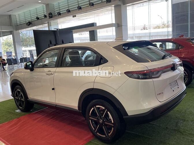 Honda HR-V G 2025 tặng 100% trước bạ