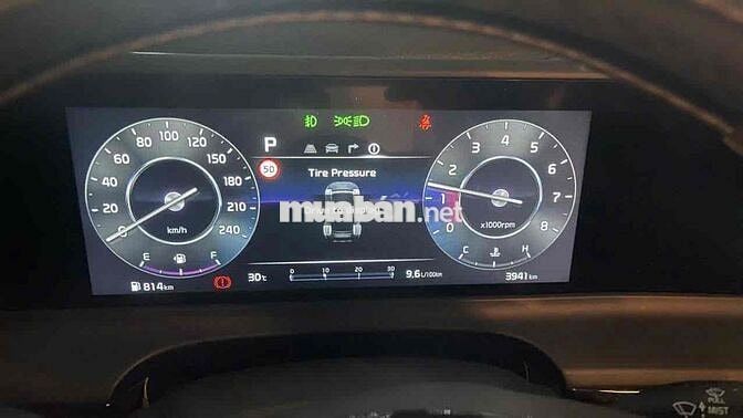 Kia Seltos 2025 Premium 1.5 AT - 4000 km