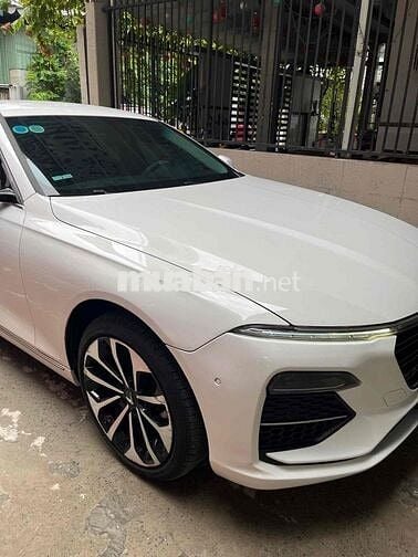 VinFast Lux A2.0 2020 Premium 2.0 AT - 55000 km