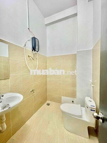 Căn hộ 1Pn 45m2 cửa sổ lớn với ban công thoáng ở Nơ Trang Long