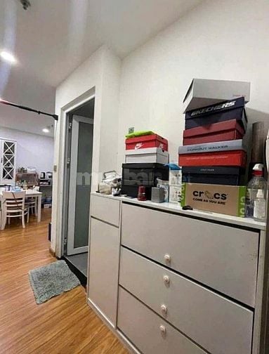 Chung cư Đặng văn Ngữ, PN :Căn góc, 77m2, 2p ngủ, nội thất,12tr.