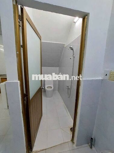 CHO THUÊ NHÀ HẺM 3 GÁC, 2 XET, LÊ VĂN DUYỆT Q.BINIH THANH
