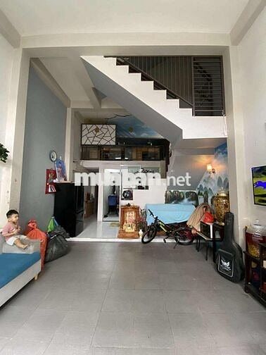 Nhà 1L1T ở trên Đ. Bình Tiên, Phường 1, Q6. 24m2/1ty950 (2PN, 2WC)
