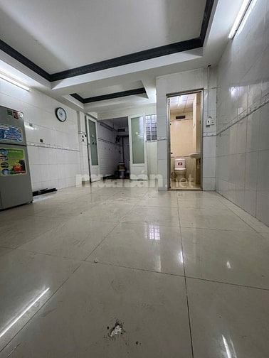 CHO THUÊ PHÒNG RỘNG CÓ BAN CÔNG + GÁC – WC, BẾP RIÊNG- TÂN PHÚ