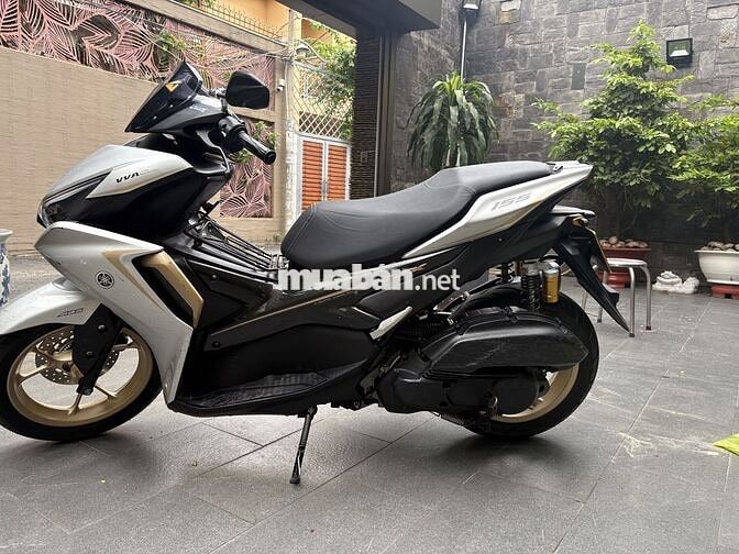 Bán xe NVX V2 chính chủ khu vực HCM