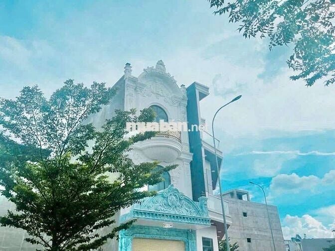Trục chính Phú Hồng Thịnh 8 nhà hoàn công