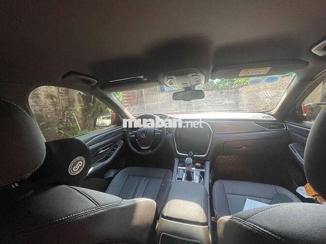 VinFast Lux A2.0 2022 A2.0 Tiêu chuẩn - 74000 km