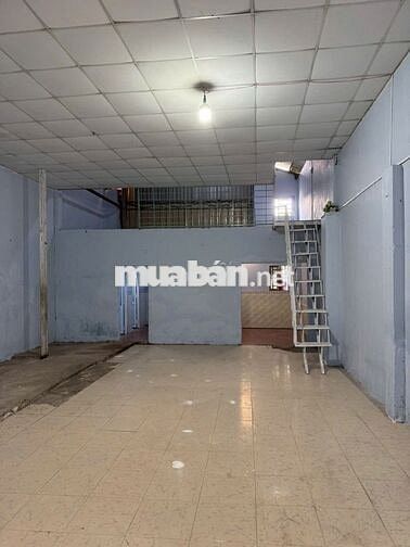 Chính cho thuê 3 kho DT:130m2giá 11tr,DT;210m2 giá-18tr,HBC,TĐ