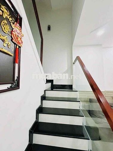 🔥Bán Nhà Nguyễn Sơn, 4 BTCT, HXH, Chỉ 6.65 Tỷ