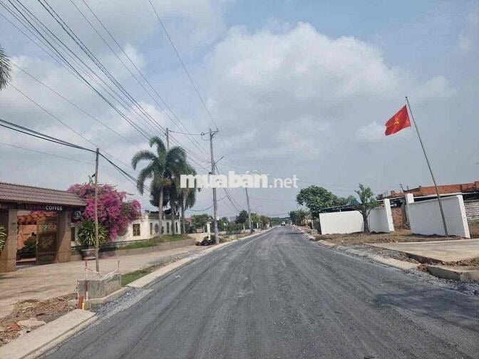 Bán đất full thổ thị trấn đức hoà 15tr/m2