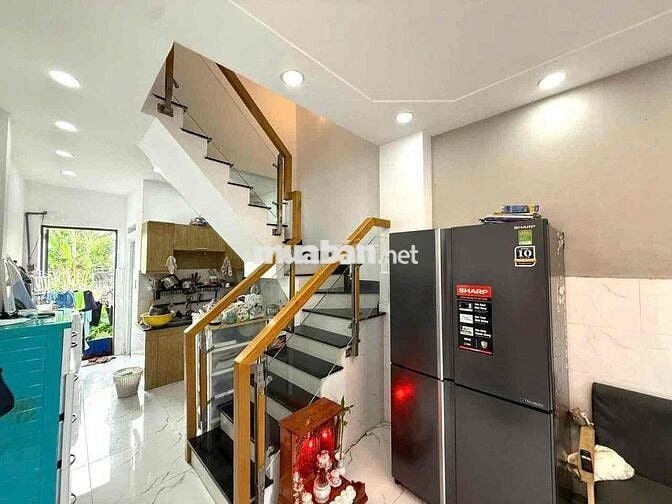 Bán nhà Thống Nhất, 25m2, 2 Tầng, 2PN, nhà rồn thênh thang, TL