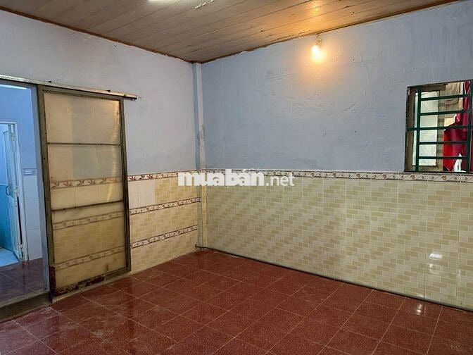 Chính cho thuê 3 kho DT:130m2giá 11tr,DT;210m2 giá-18tr,HBC,TĐ
