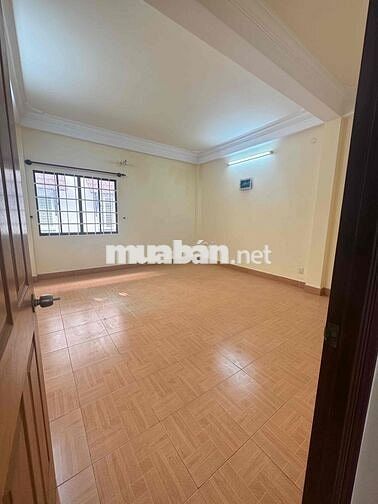sang hợp đồng căn hộ dịch vụ Cao lỗ Q8