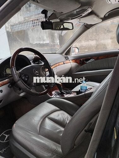 Mercedes Benz E Class 2003  - 160000 km