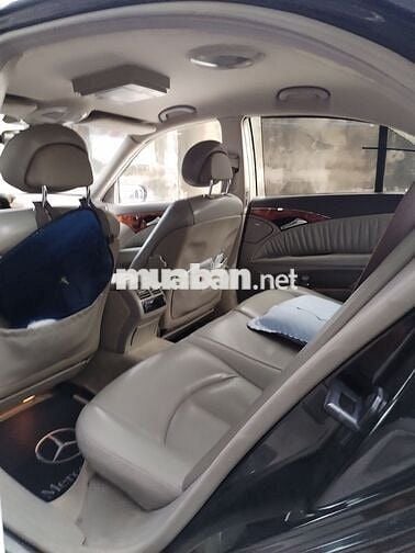 Mercedes Benz E Class 2003  - 160000 km