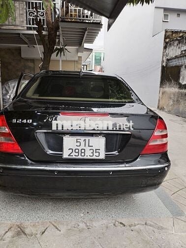 Mercedes Benz E Class 2003  - 160000 km