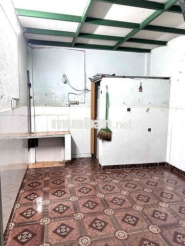 Phòng trọ 15m2 có gác, cửa sổ đường Nguyễn Văn Công, Gò Vấp