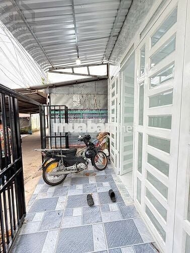 Bán ngộp căn nhà ở Tân Thông Hội- Củ Chi,SHR.(5x18)