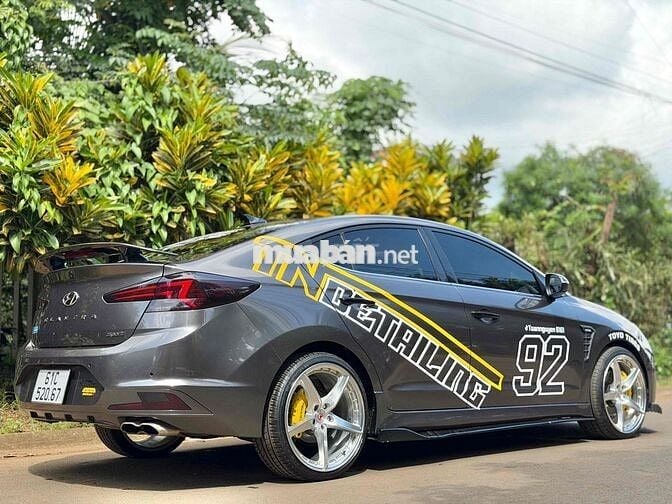 Hyundai Elantra 2019 1.6AT Sport