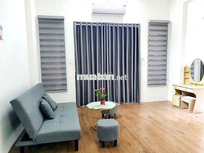 Cho thuê căn hộ 2 ngủ ngõ Hàm Long 2, 80m2 full đồ thang máy, giá 12tr