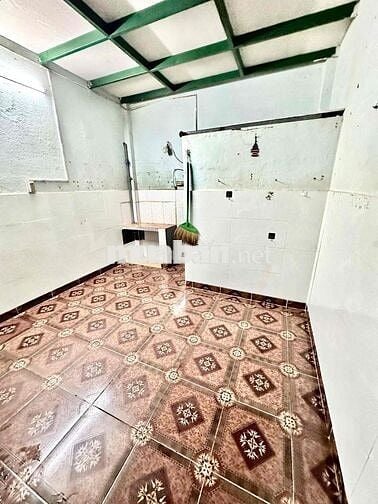 Phòng trọ 15m2 có gác, cửa sổ đường Nguyễn Văn Công, Gò Vấp