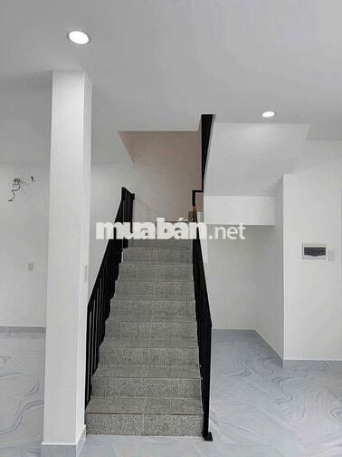 Cho thuê Nhà phố vườn 1 trệt 1 lầu 3pn 2vs full nội thất