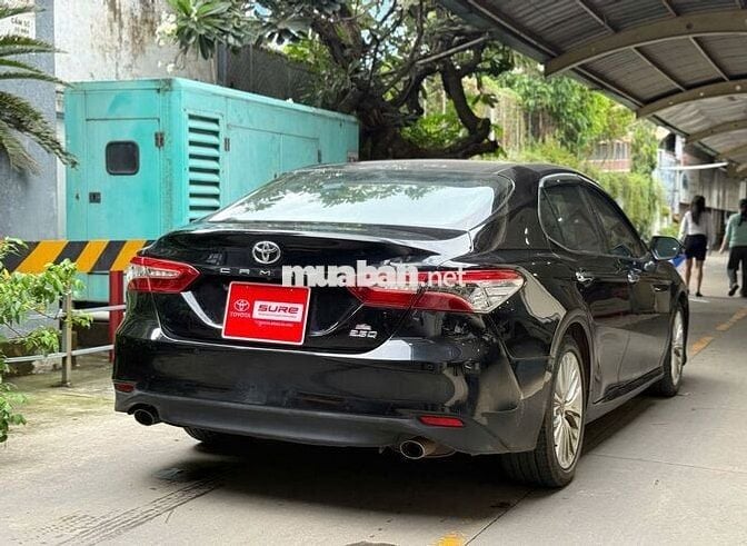 Camry 2.5Q 2020 nhập Thái - xe hãng (GIÁ CÒN GIẢM)