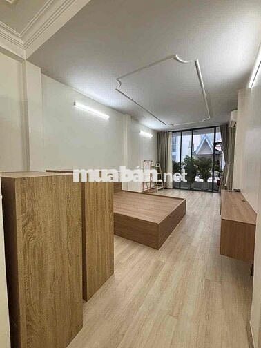 Cho thuê căn 2PN - 2WC (60m2) bancol lớn gần ĐH Hoa Sen Thành Thái Q10