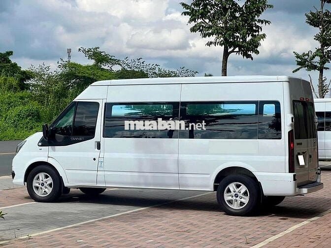 Ford Transit 2023 16 chỗ ghế bọc da VIP cực đẹp