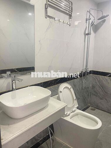 VẠN PHÚC 6 TẦNG THANG MÁY, DT 40M, GẦN Ô TÔ GIÁ CHỈ 9,98 TỶ.