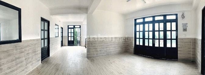 Cho thuê Villa MT Mai Anh Đào, P.8, Đà Lạt. DT 10x8m Hầm 3L. Giá 45tr