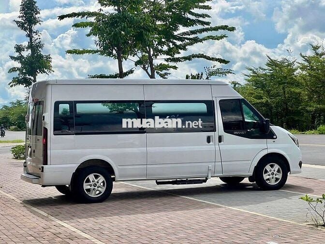 Ford Transit 2023 16 chỗ ghế bọc da VIP cực đẹp