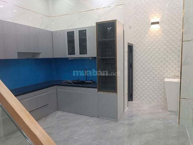 Nhà mới 4 tầng, 57m², 4PN, xe hơi tới cửa, đường Đất Mới, Bình Tân