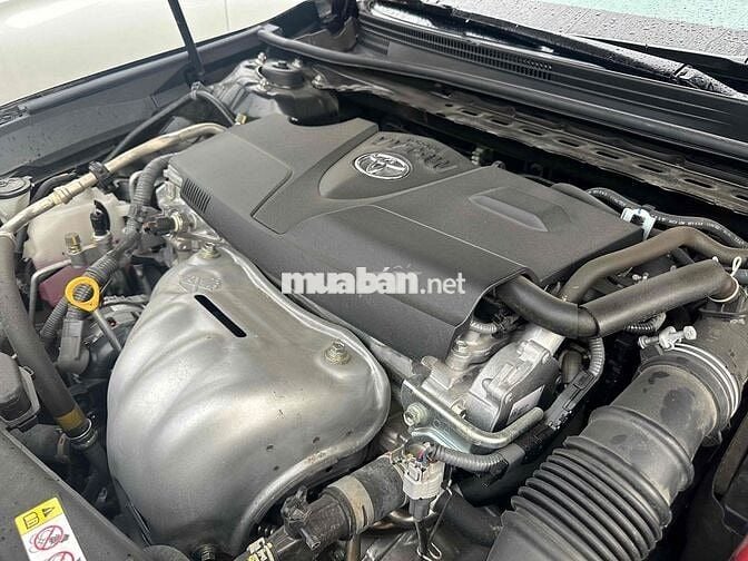 Toyota Camry 2020 2.0E - 19500 km HÃNG BH 1 năm