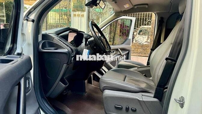 Ford Tourneo 2.0 Eco boost Titanium 2020 chuẩn 52k
