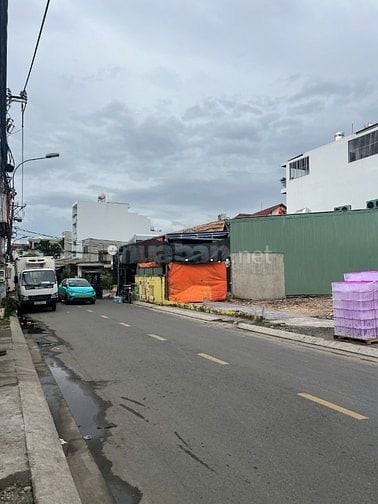 Mặt bằng kinh doanh - có kho lạnh, có văn phòng, khu vực đóng gói