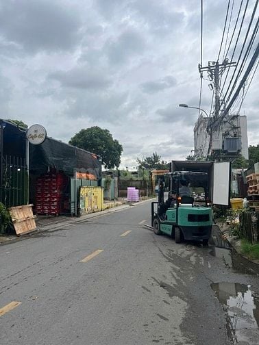Mặt bằng kinh doanh - có kho lạnh, có văn phòng, khu vực đóng gói