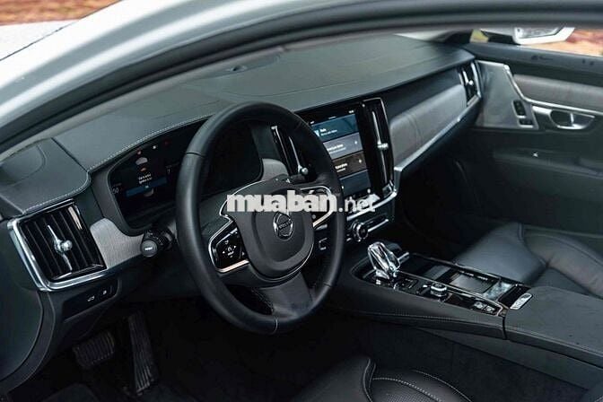 LONG ANH AUTO về VOLVO S90 T8 2024 odo 3000km