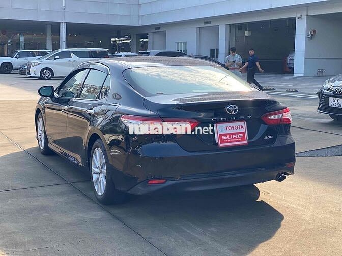 Toyota Camry 2020 2.0G - 19000 km