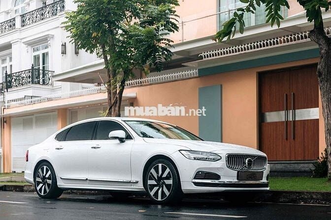 LONG ANH AUTO về VOLVO S90 T8 2024 odo 3000km