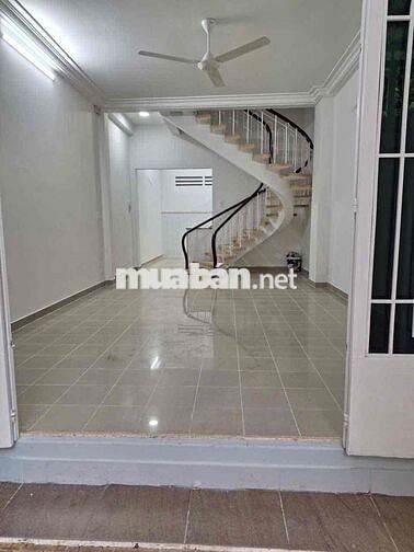 CHO THUÊ NHÀ HẺM XE TẢI ĐỔ CỬA NHÀ NGUYỄN VĂN CÔNG P3