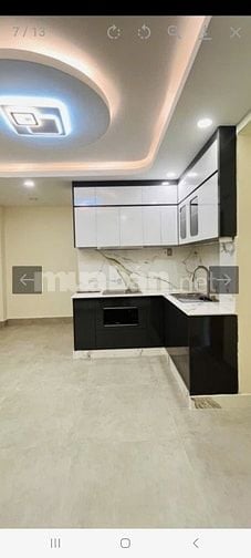Ngộp bank nên bán gấp, Mặt tiền Phan Xích Long, 82m2, nhỉnh 13 tỷ 