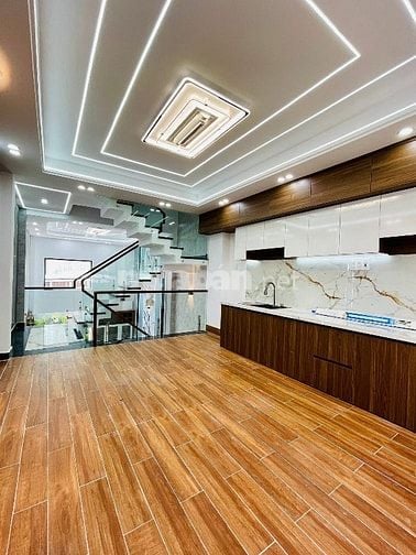 HXT 8M K300 NGANG 5M 70m2 - Tương Lai 6 Từng Tháng Máy - Chỉ 11 tỷ