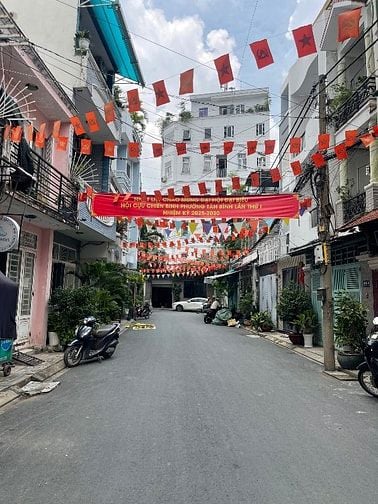 HXT 8M K300 NGANG 5M 70m2 - Tương Lai 6 Từng Tháng Máy - Chỉ 11 tỷ