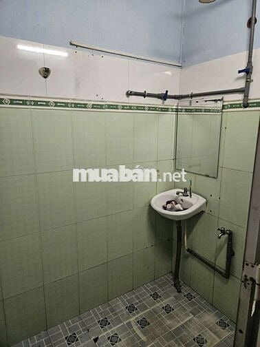 Nhà 5x20m lửng hẻm 6m.gần công viên Làng Hoa GV. Cho cải tạo chdv