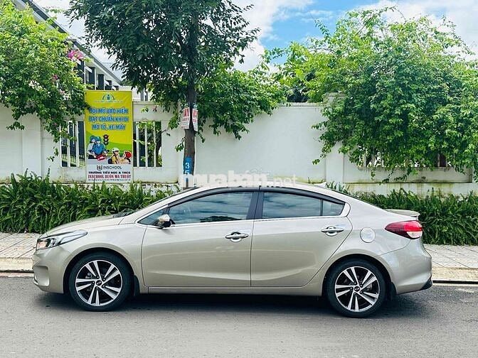 Kia Cerato 2018 1.6 MT - 57000 km
