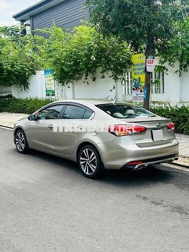 Kia Cerato 2018 1.6 MT - 57000 km